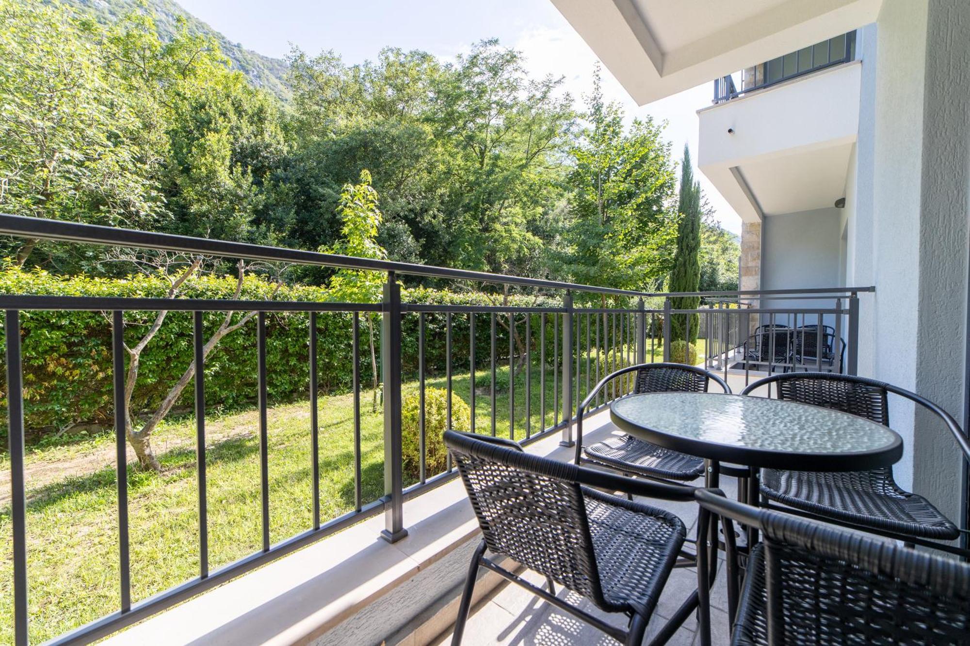 Green Bay Apartments Morinj Kotor Kültér fotó