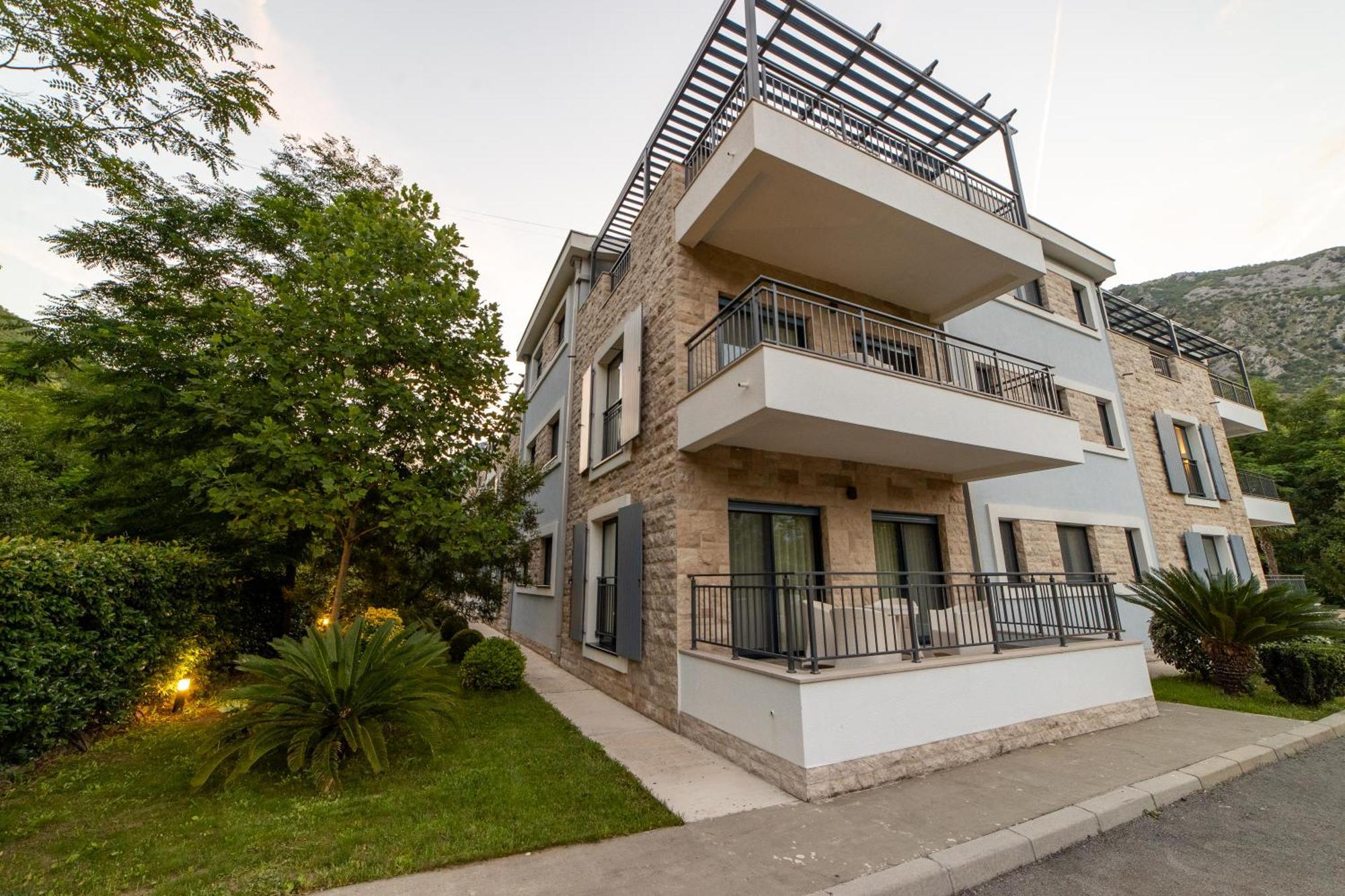 Green Bay Apartments Morinj Kotor Kültér fotó